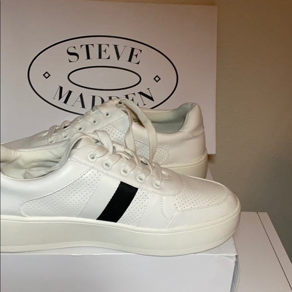Steve Madden Braden Whiteblack Sneaker 